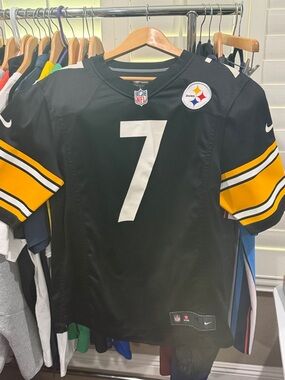 Ben Roethlisberger - Pittsburgh Steelers #7 Black NIKE on Field Jersey size M